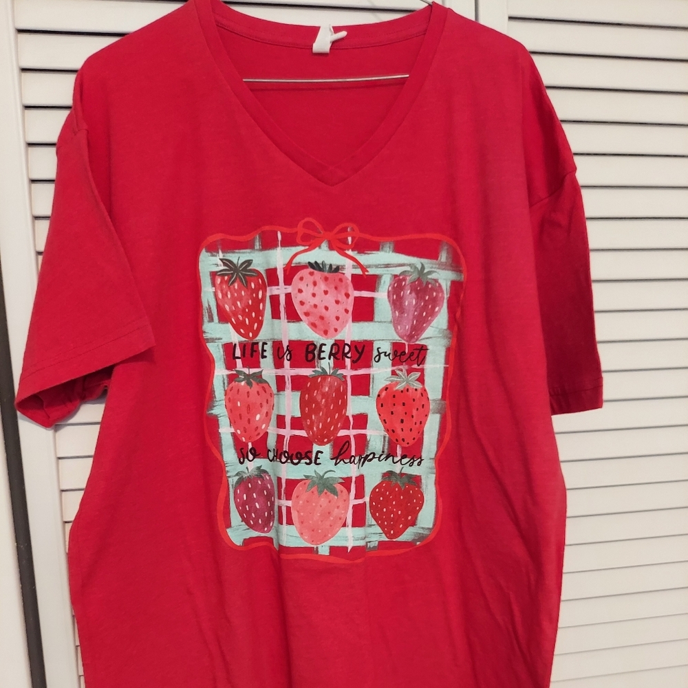 Love Over Faith Red Graphic Tee - XL